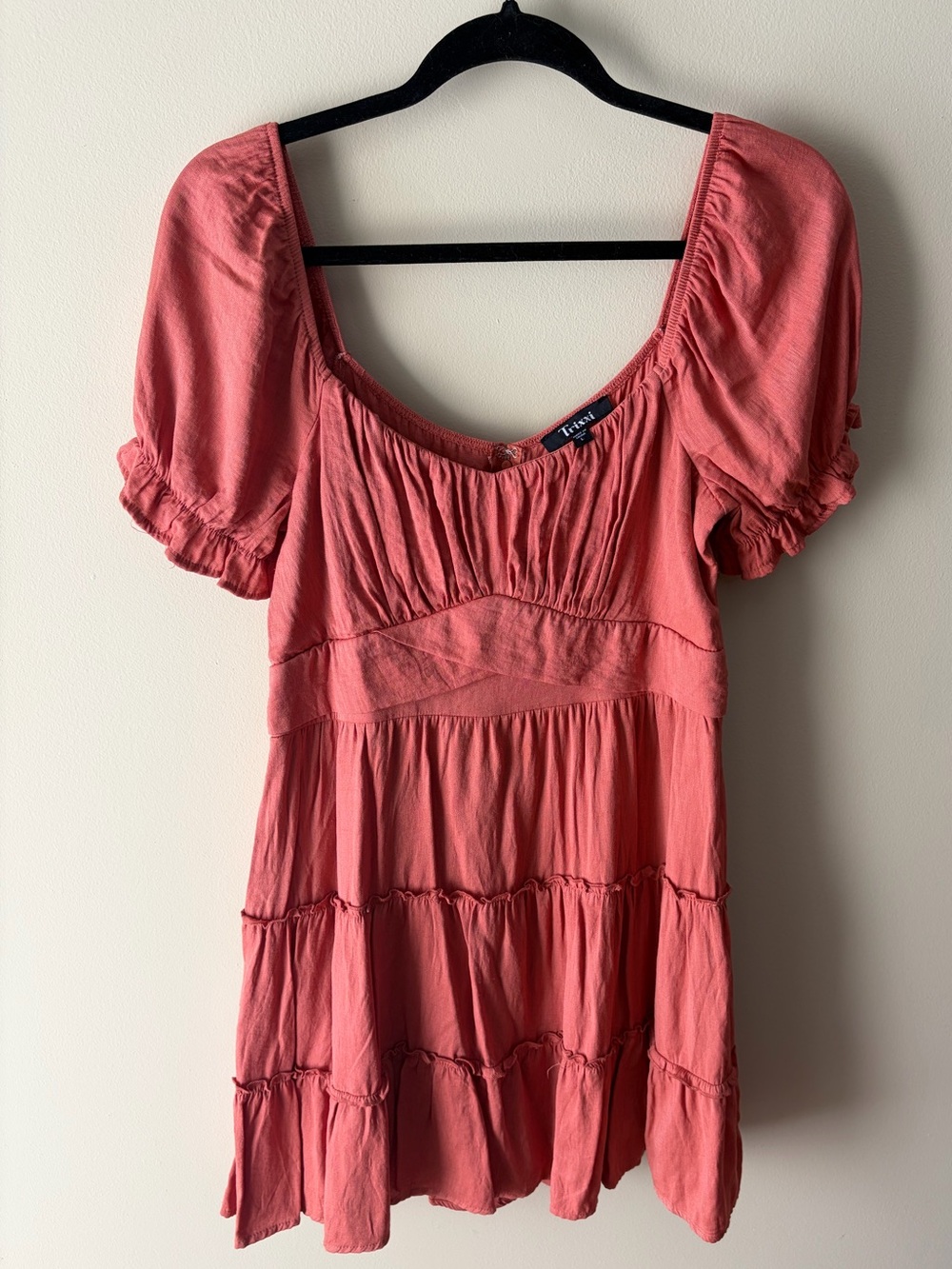 Trixxi Coral/Dusty Rose Scoop-Neck Tiered Puff Sleeve Dress Large for Fall